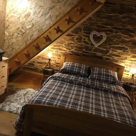 Ferienhaus La Penates, Ambiance Cocooning Bogny-sur-Meuse